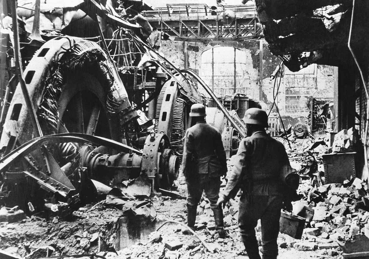 13 сентября сражение охватило и территорию Сталинграда 1942 13 сентября сражение охватило и территорию Сталинграда 1942
