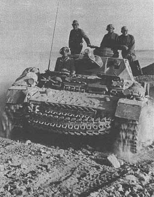 германский танк PzKpfw IV в Африке