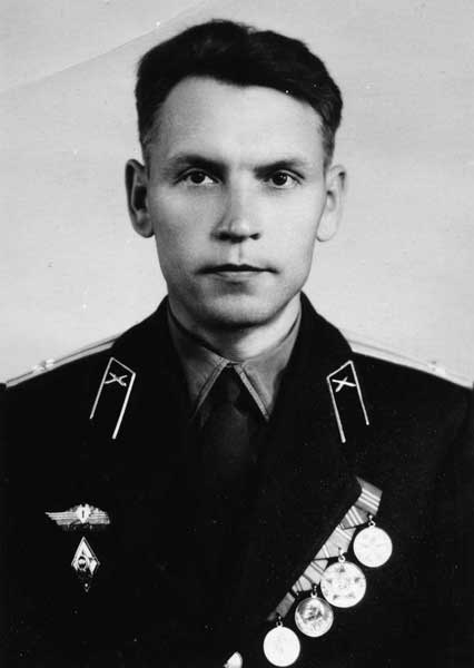 Ложенко Михаил Иванович Маканчи